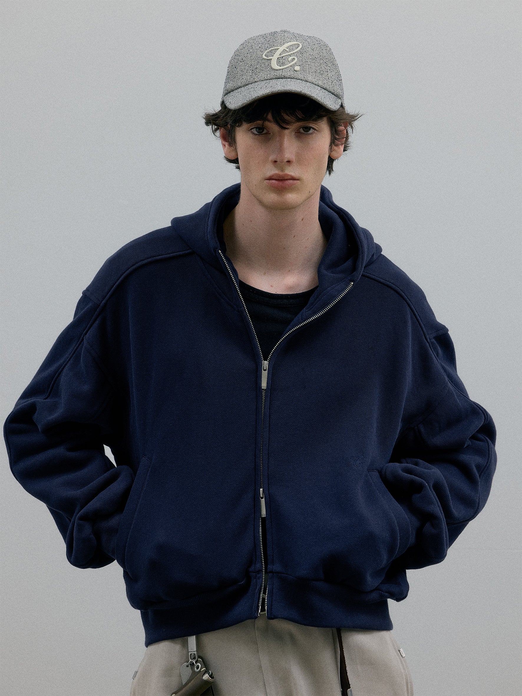 011 - Founder Basic Zip-up Hoodie