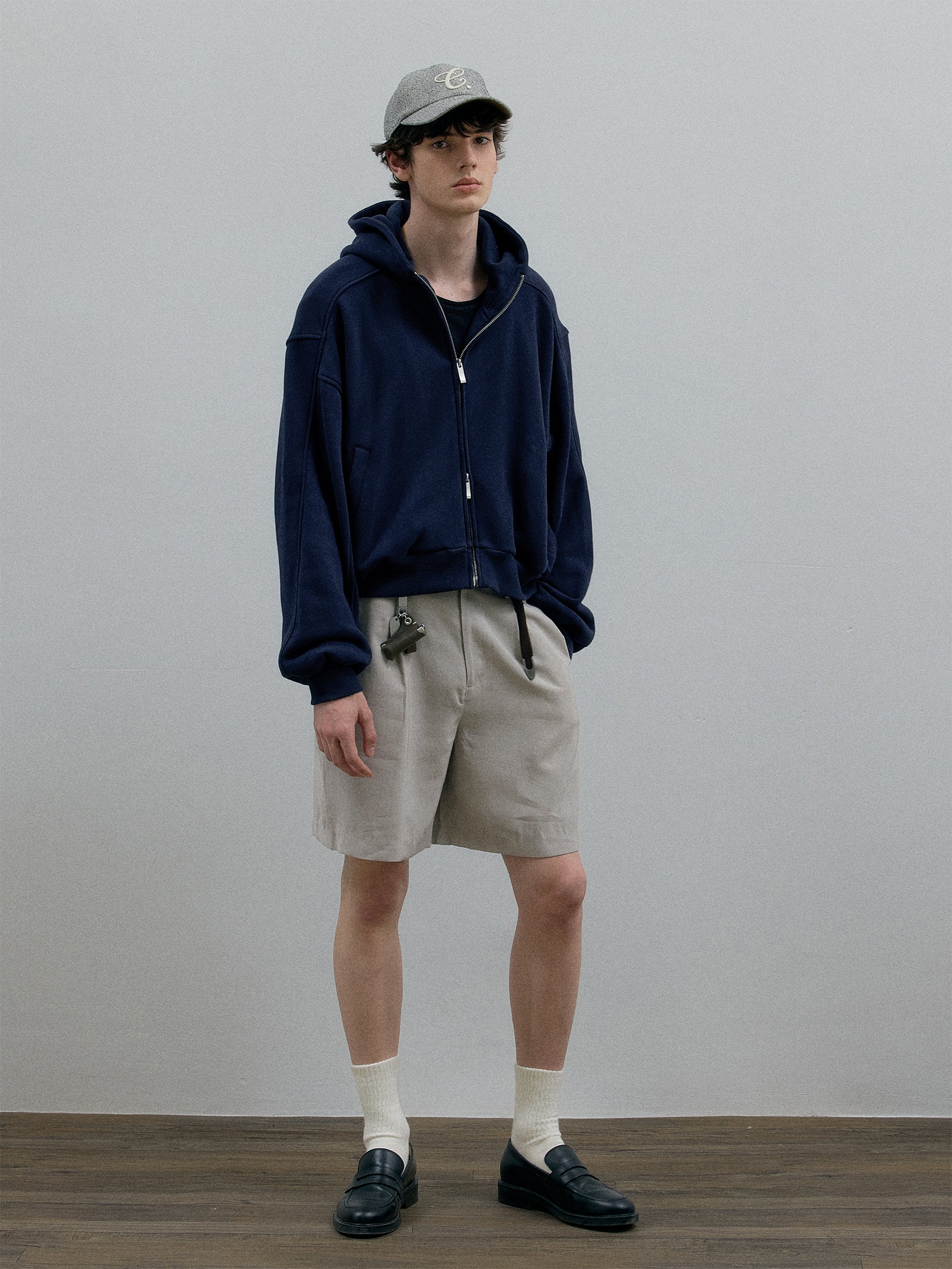 011 - Founder Basic Zip-up Hoodie