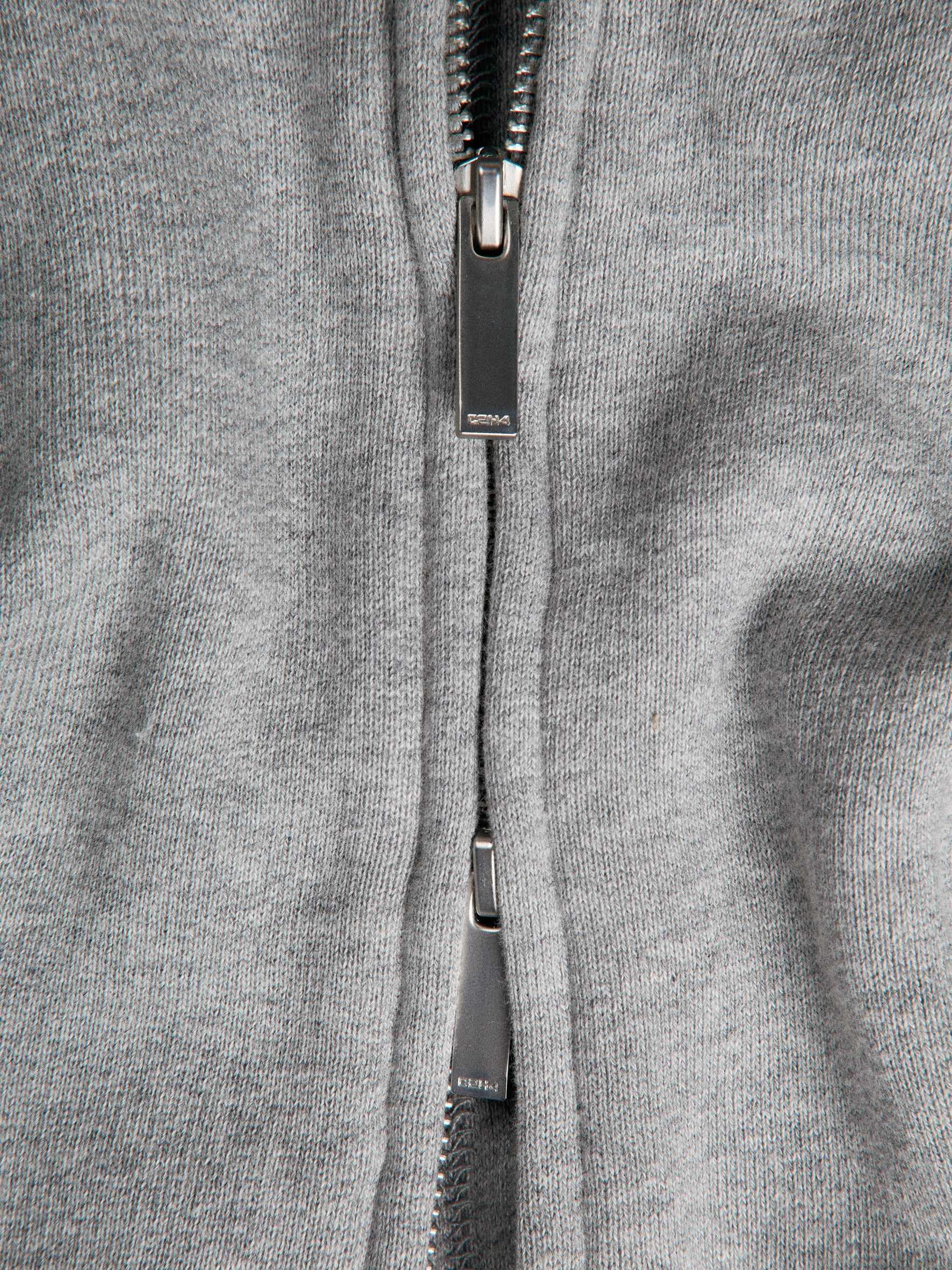 011 - Founder Basic Zip-up Hoodie
