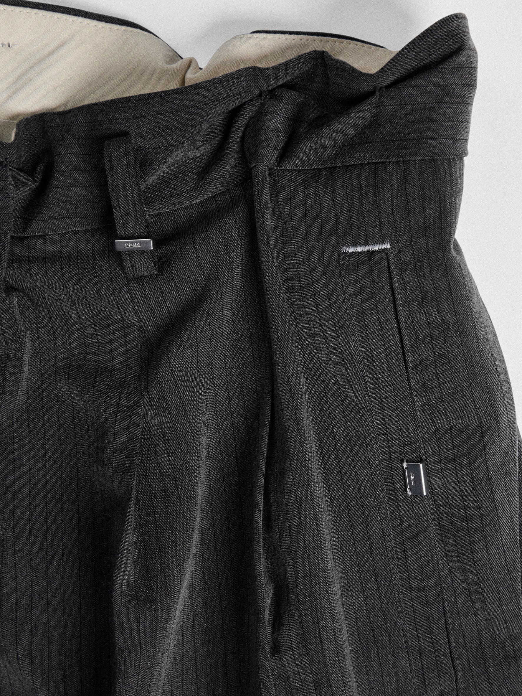 011 - Vrille Tailored Pants