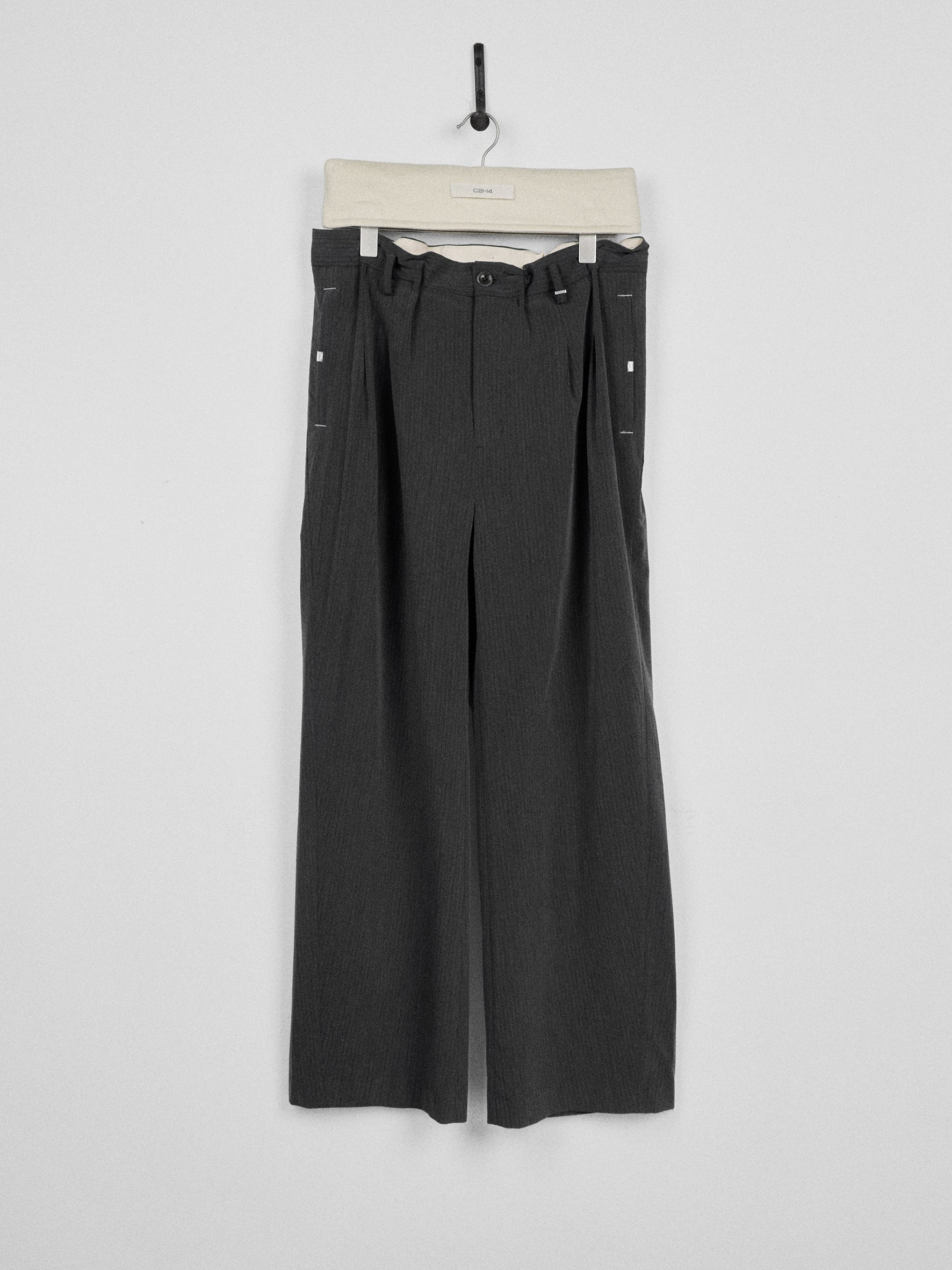 011 - Vrille Tailored Pants