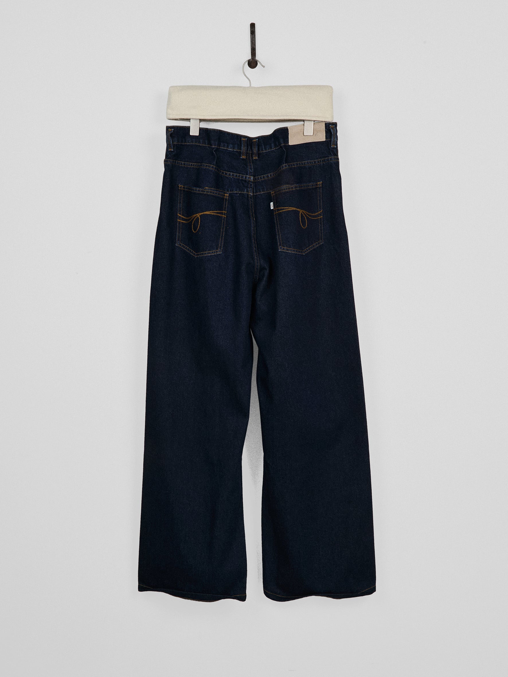 011 - La Roche Afternoon Jeans