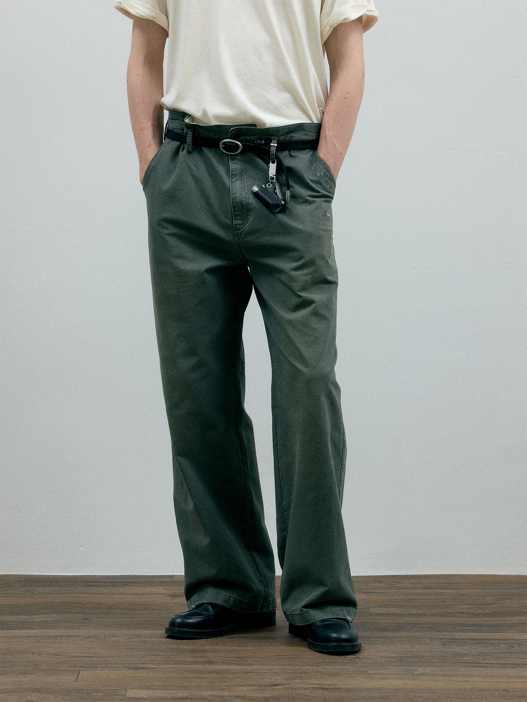 011 - Moccasin Memory Faded Chino