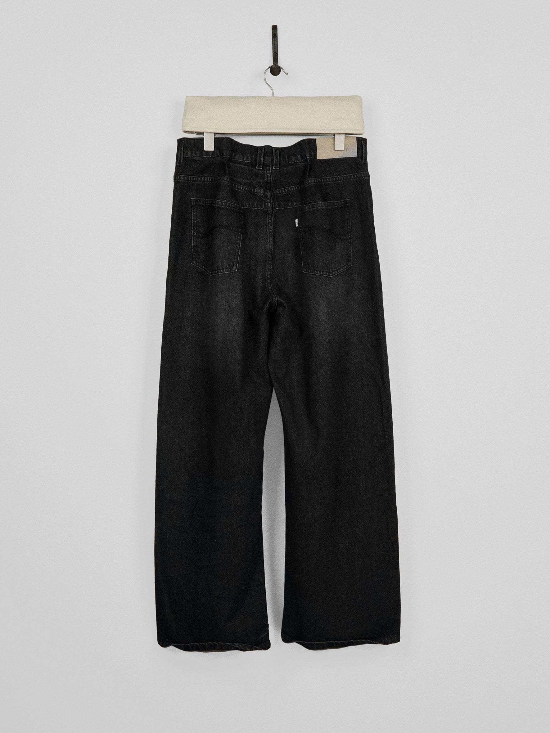011 - La Roche Afternoon Jeans