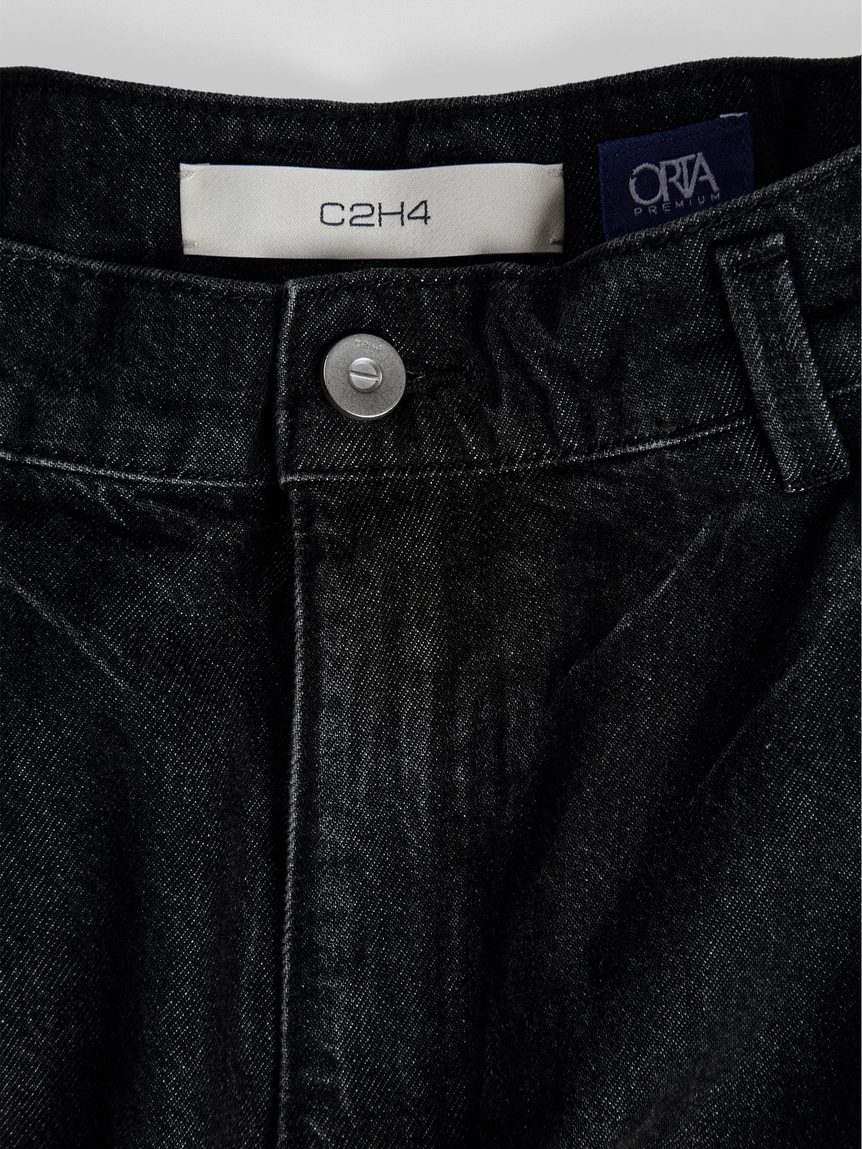 011 - La Roche Afternoon Jeans