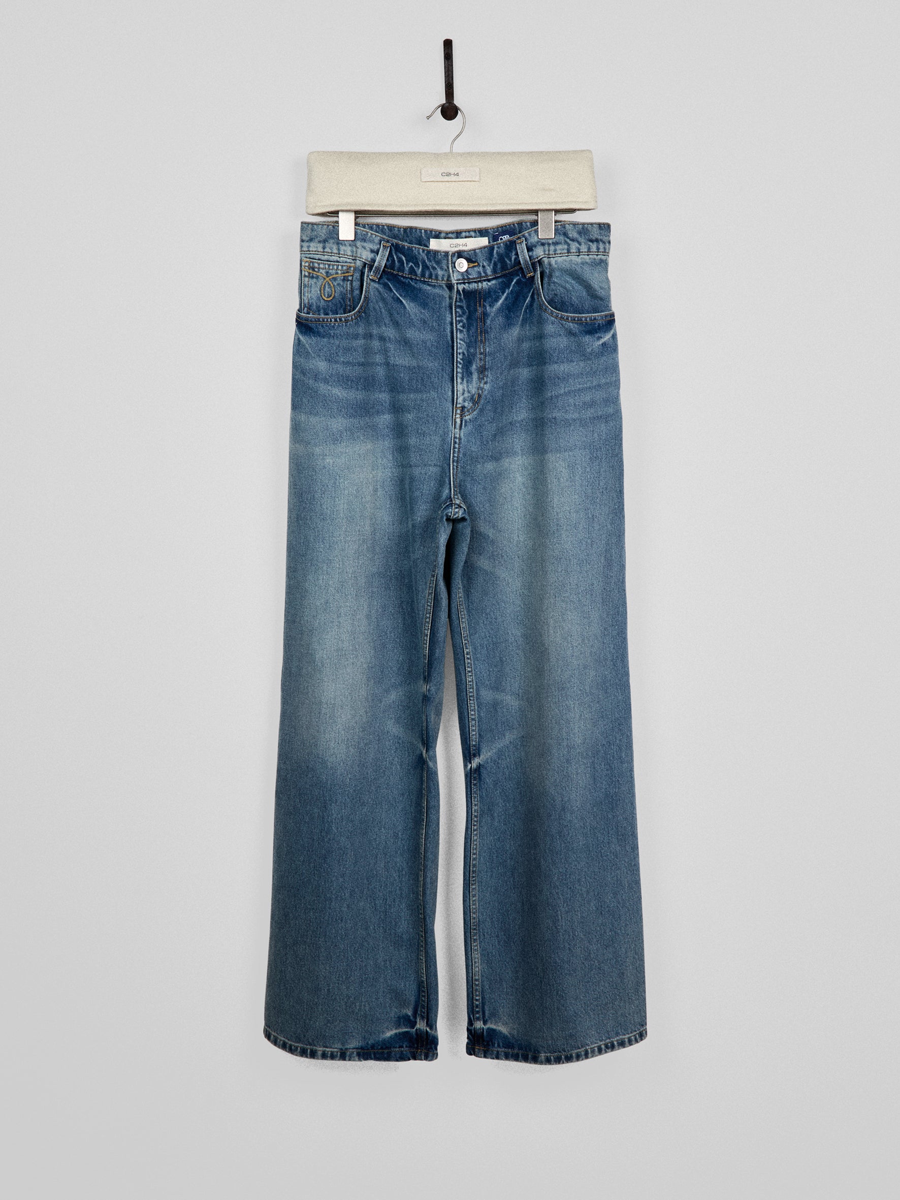 011 - La Roche Afternoon Jeans