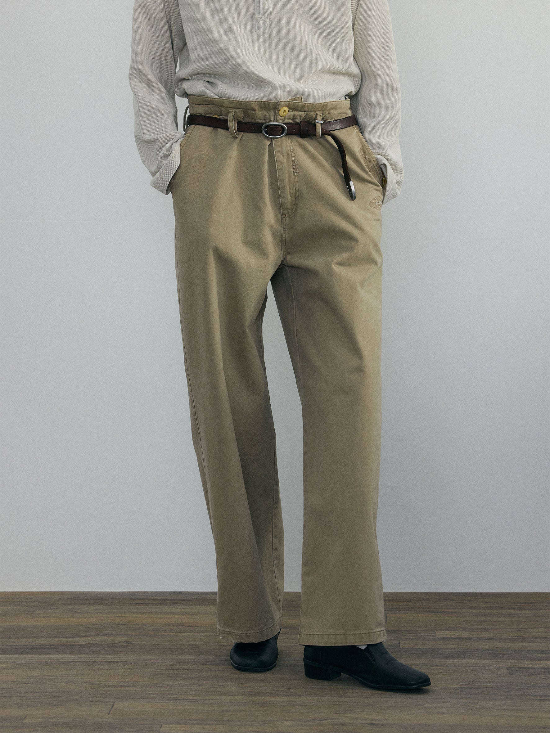 011 - Moccasin Memory Faded Chino