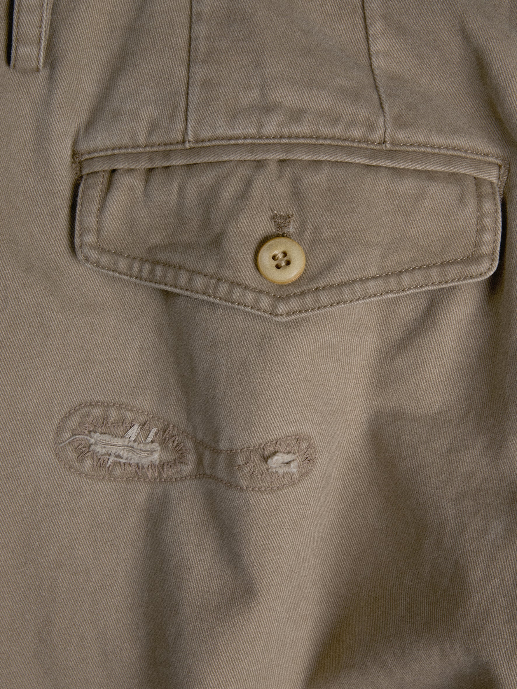 011 - Moccasin Memory Faded Chino