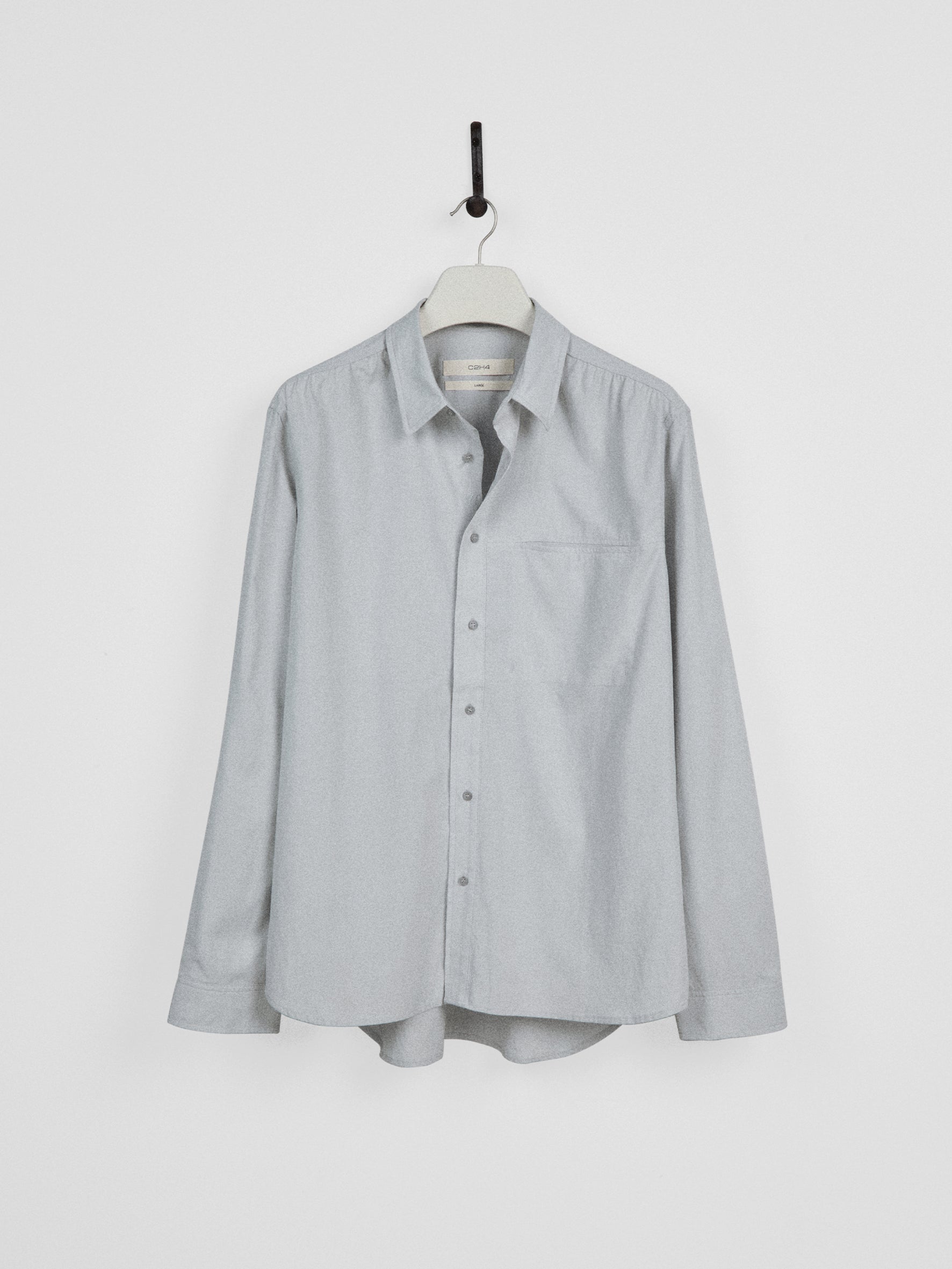 011 - Curator Basic Shirt