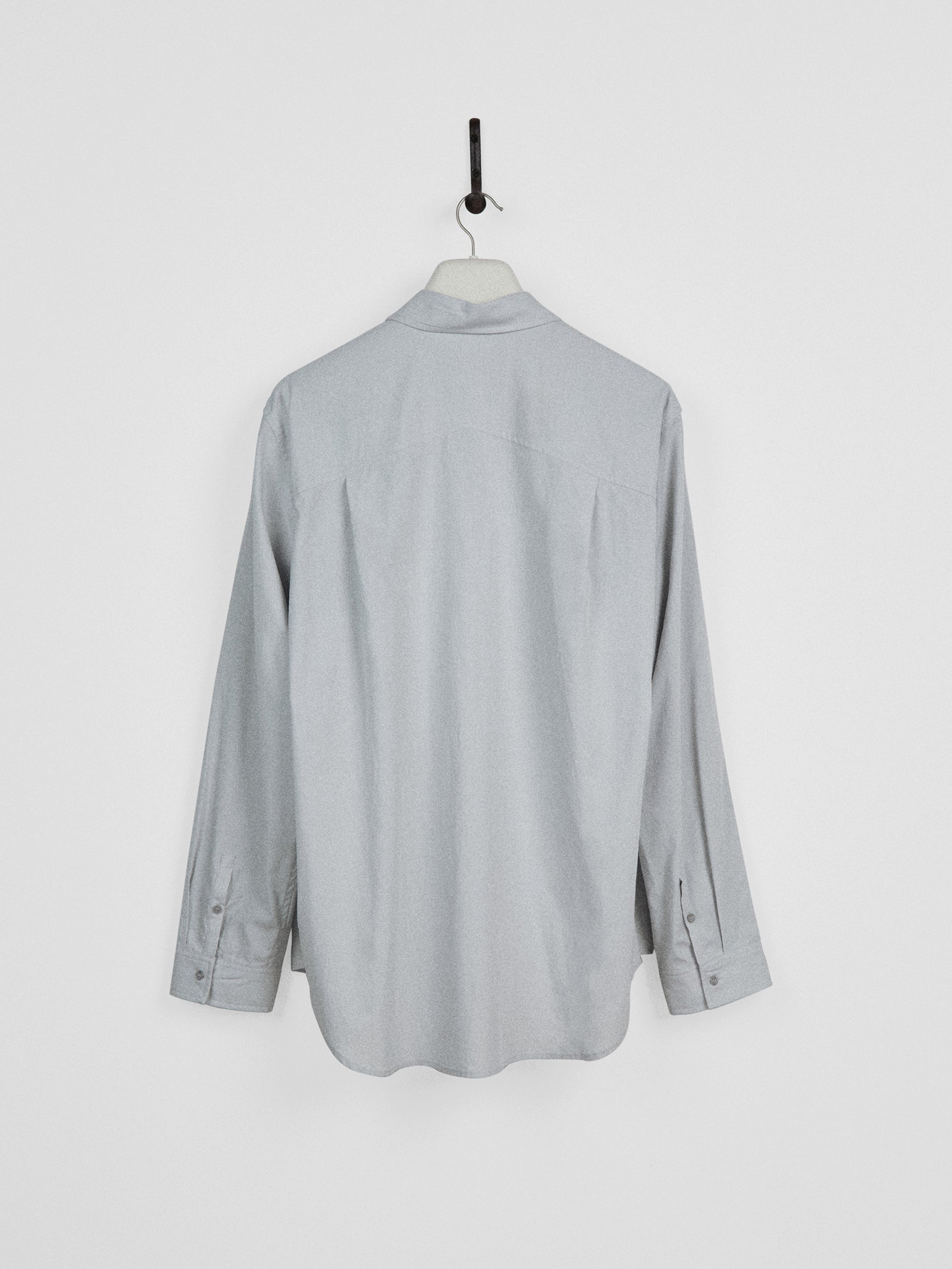011 - Curator Basic Shirt