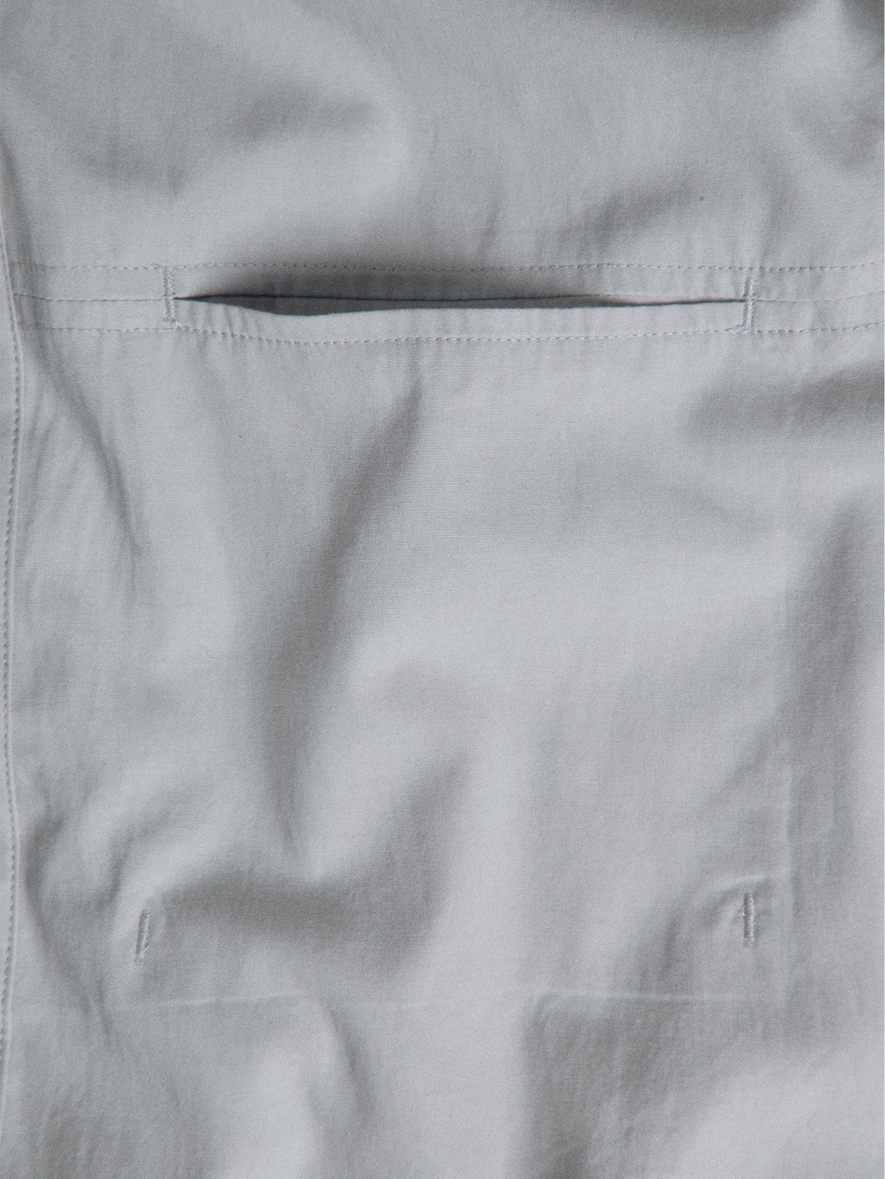 011 - Curator Basic Shirt