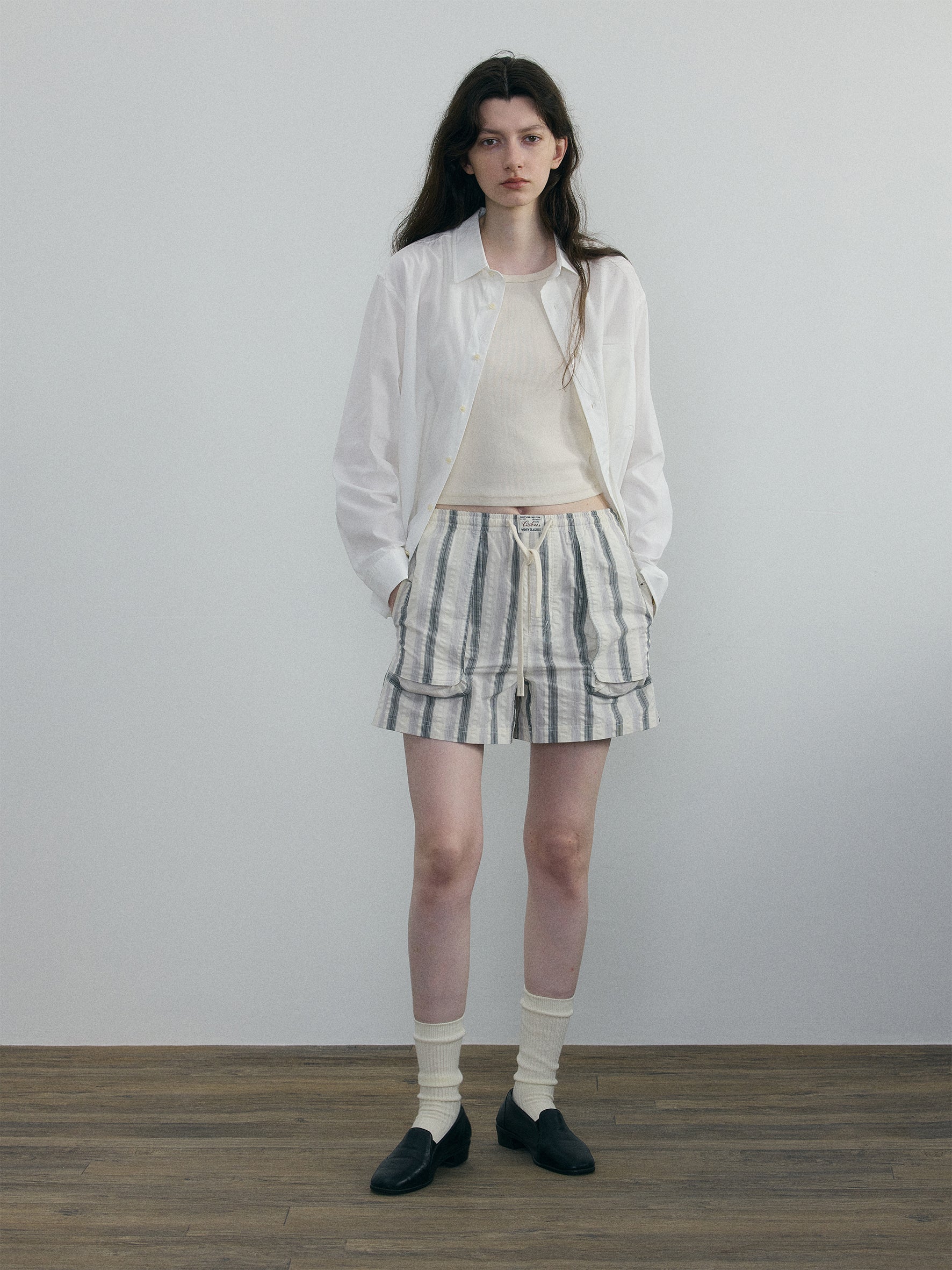 011 - Curator Basic Shirt