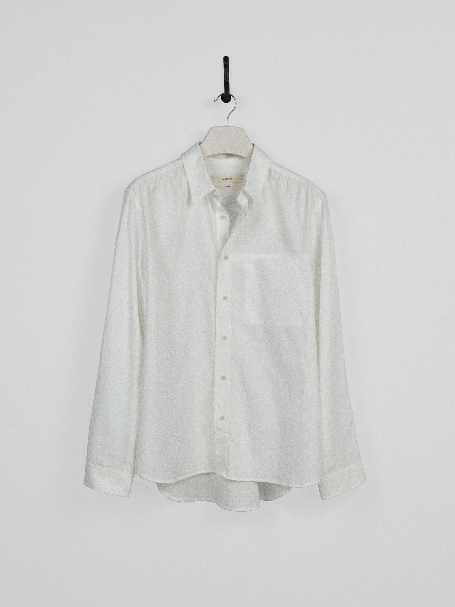 011 - Curator Basic Shirt