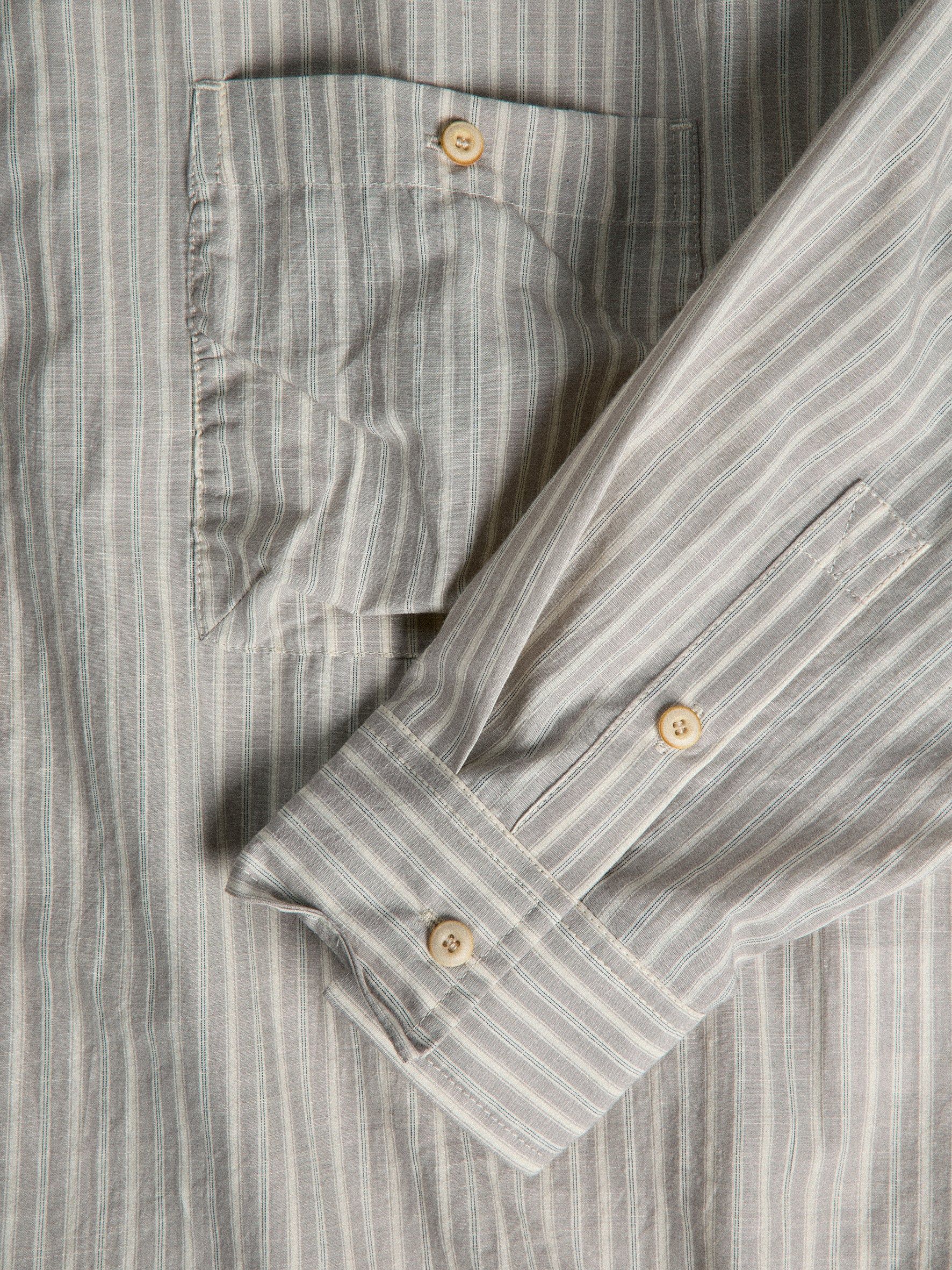 011 - Old Time Wardrobe Wrinkled Shirt