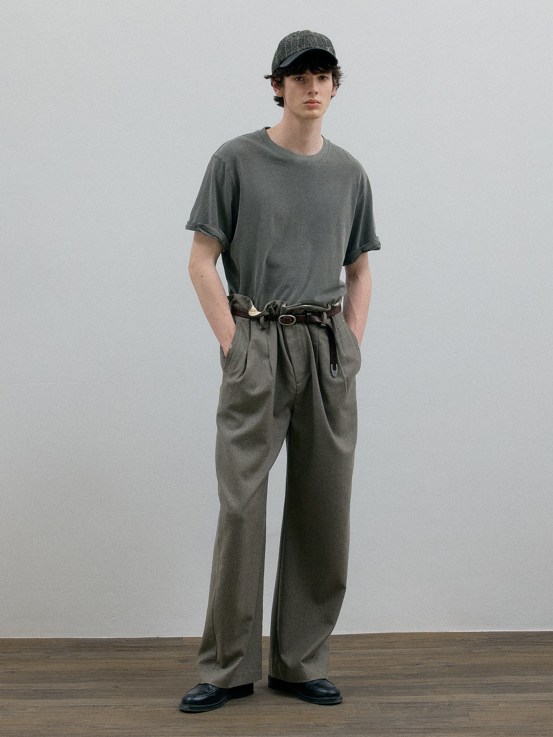 011 - Founder Roll-up T-shirt