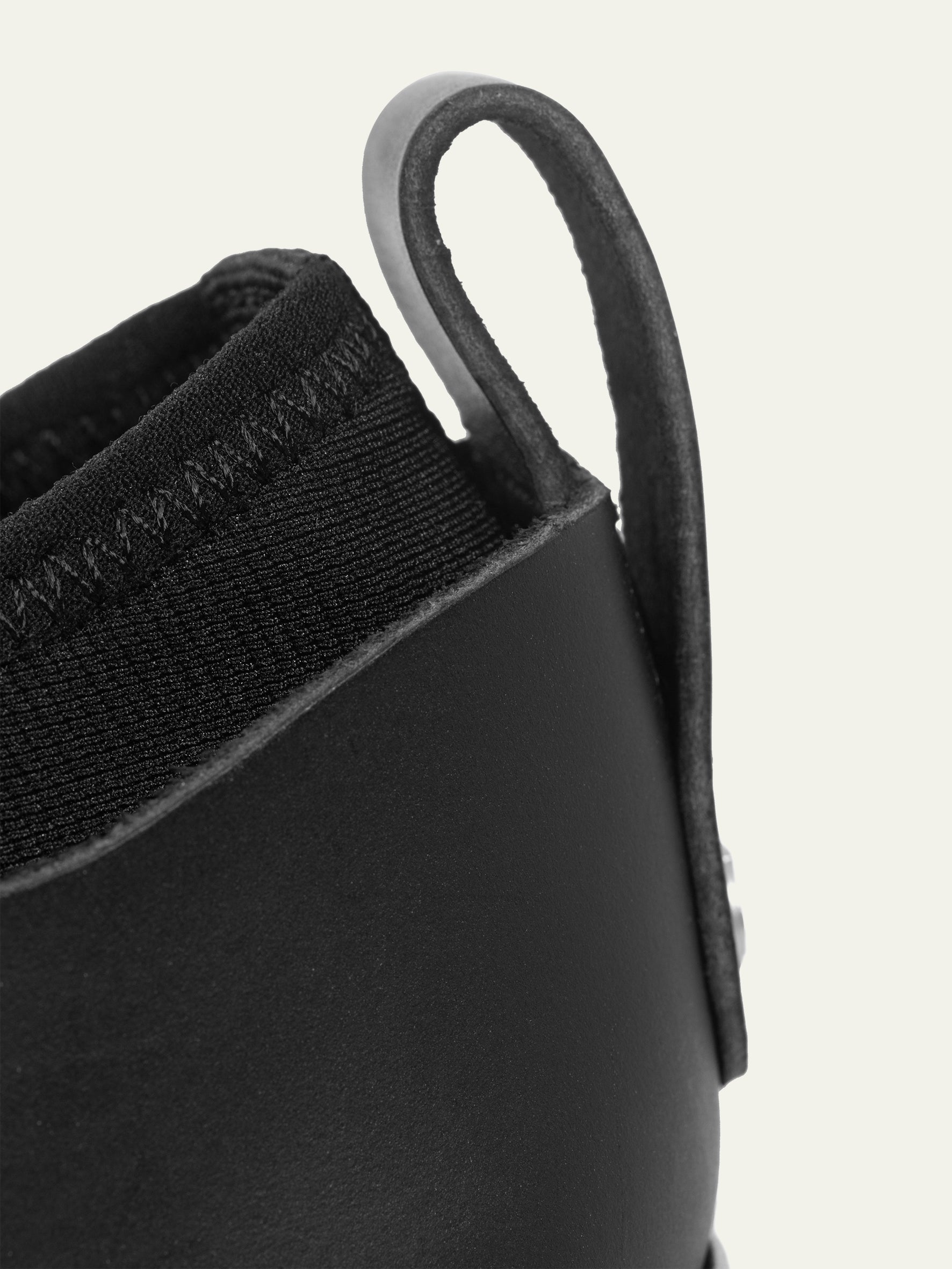 006 - “Boson” Boots Beta