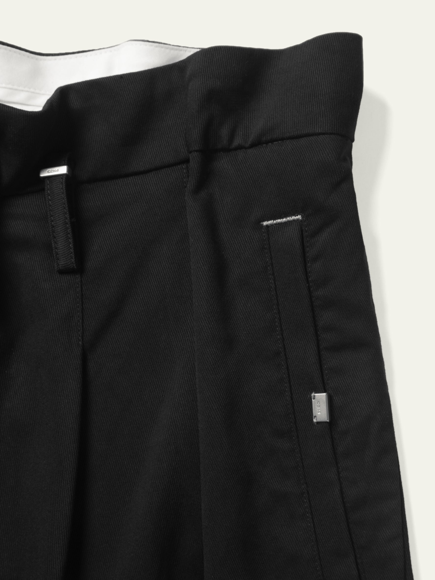 010 - Vrille Tailored Pants