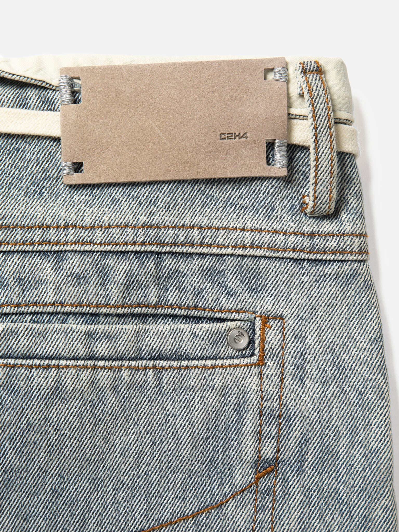 010 - Disarray Baggy Jeans - C2H4®