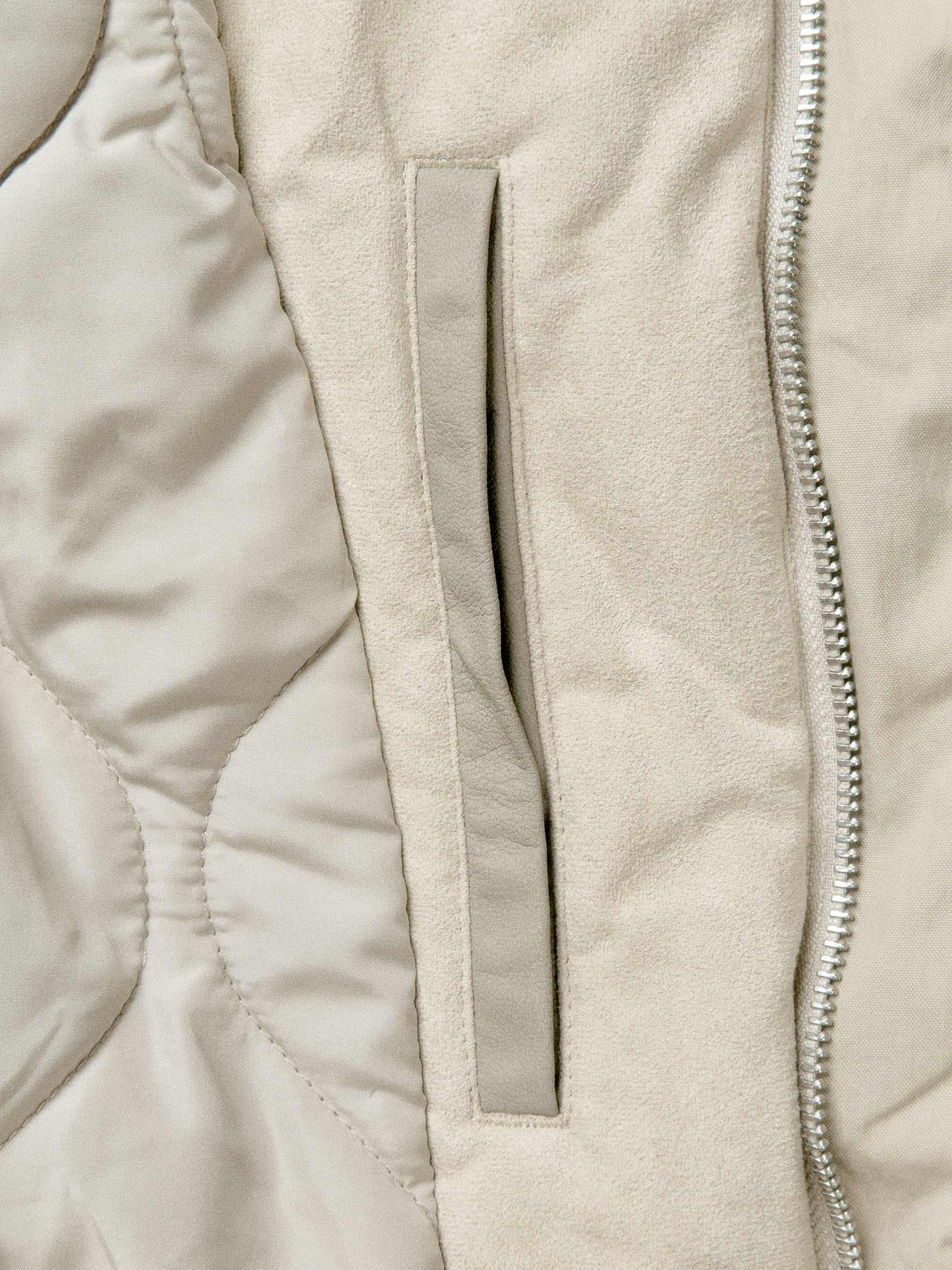 012 - Lake Tahoe Cabin Gentle Padded Vest