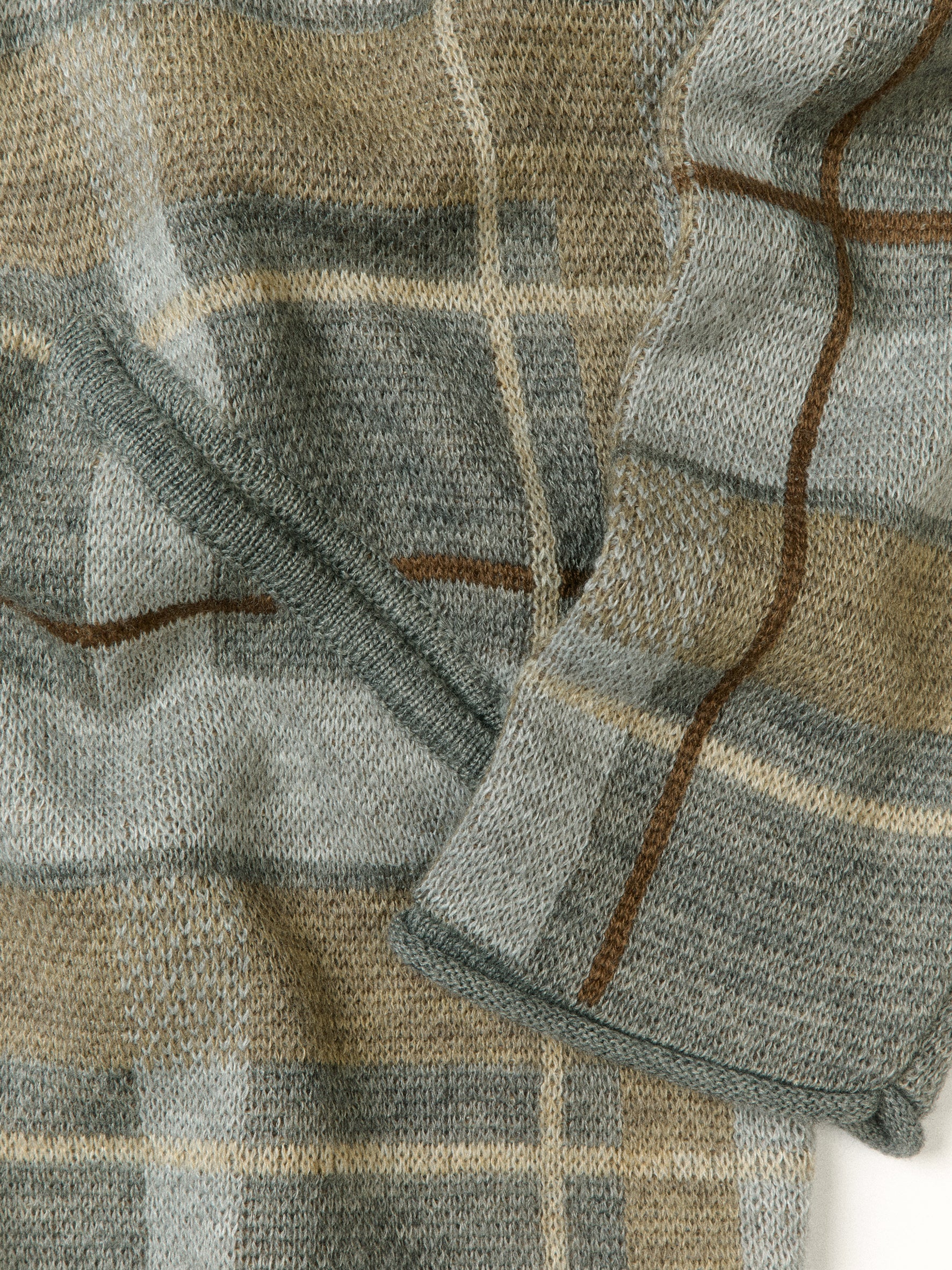 012 - Scottish Antique Market Plaid Cardigan