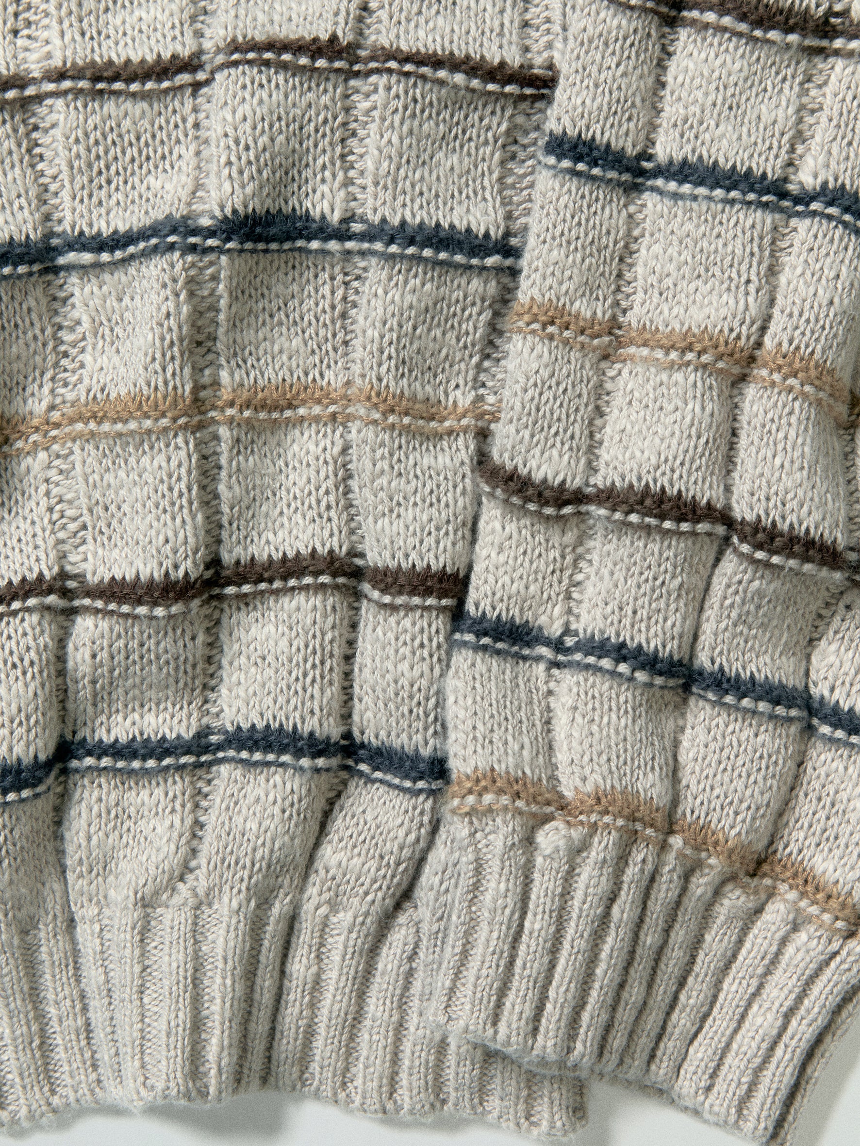 012 - Wesley Heritage Jacquard Pullover
