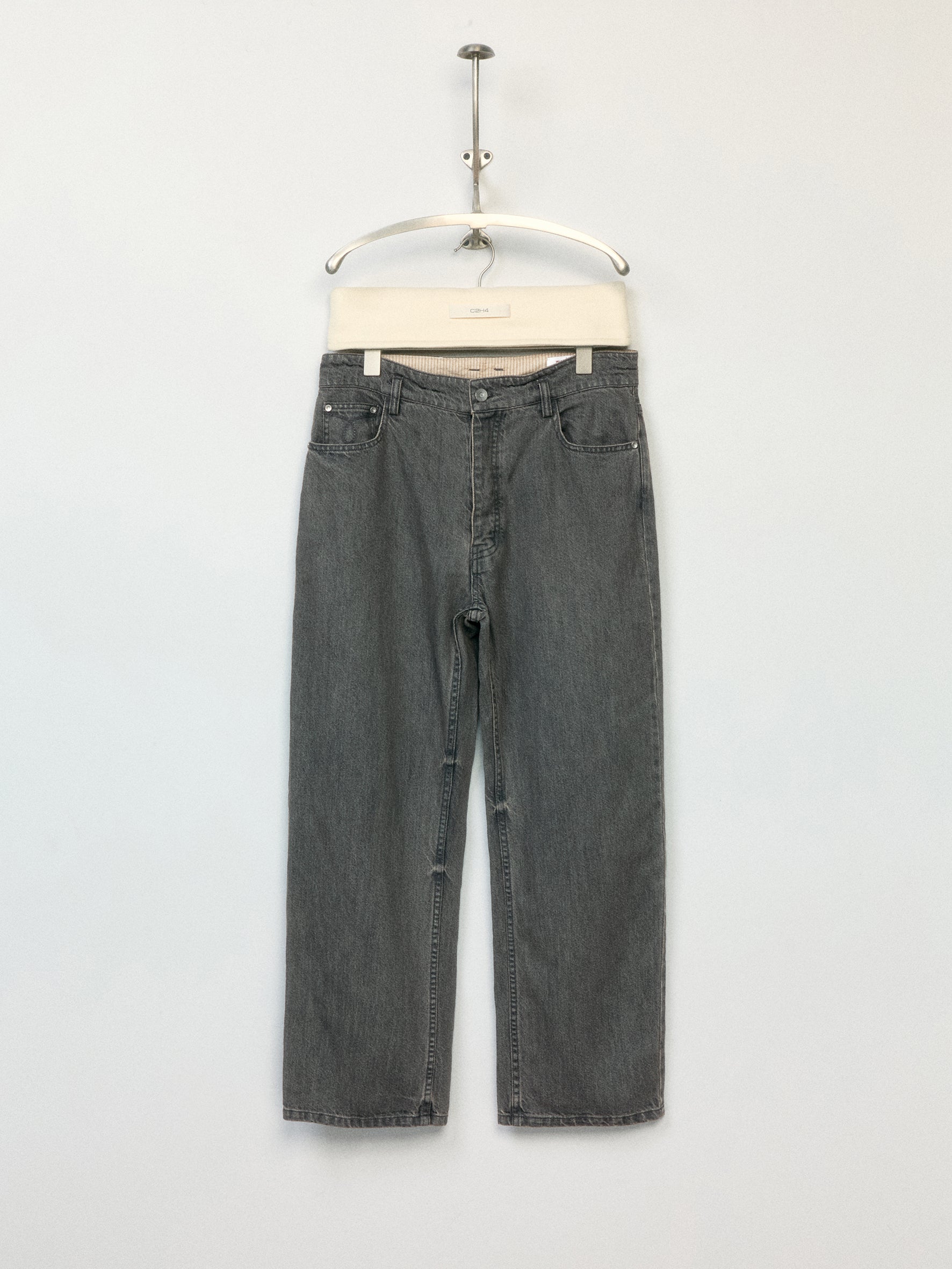 012 - Guy’s Tune Slim Fit Jeans