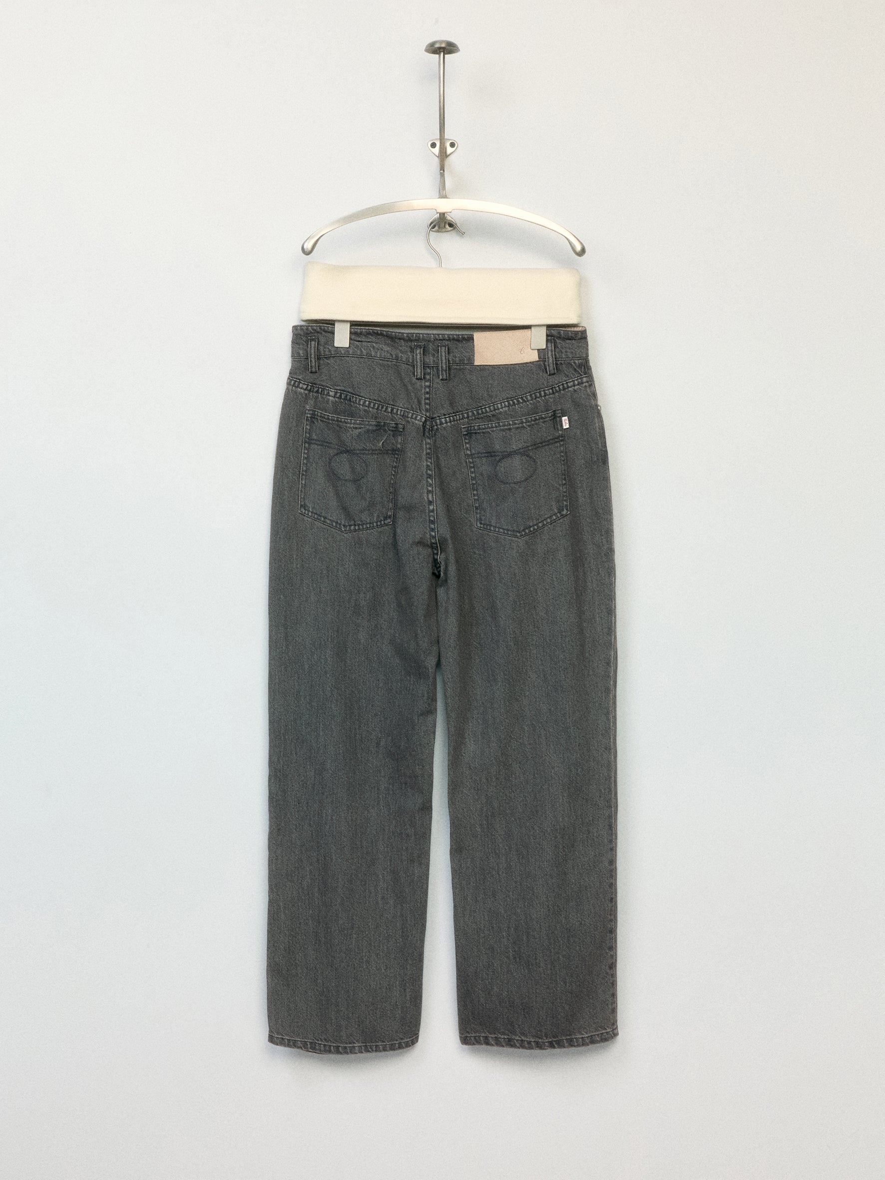 012 - Guy’s Tune Slim Fit Jeans