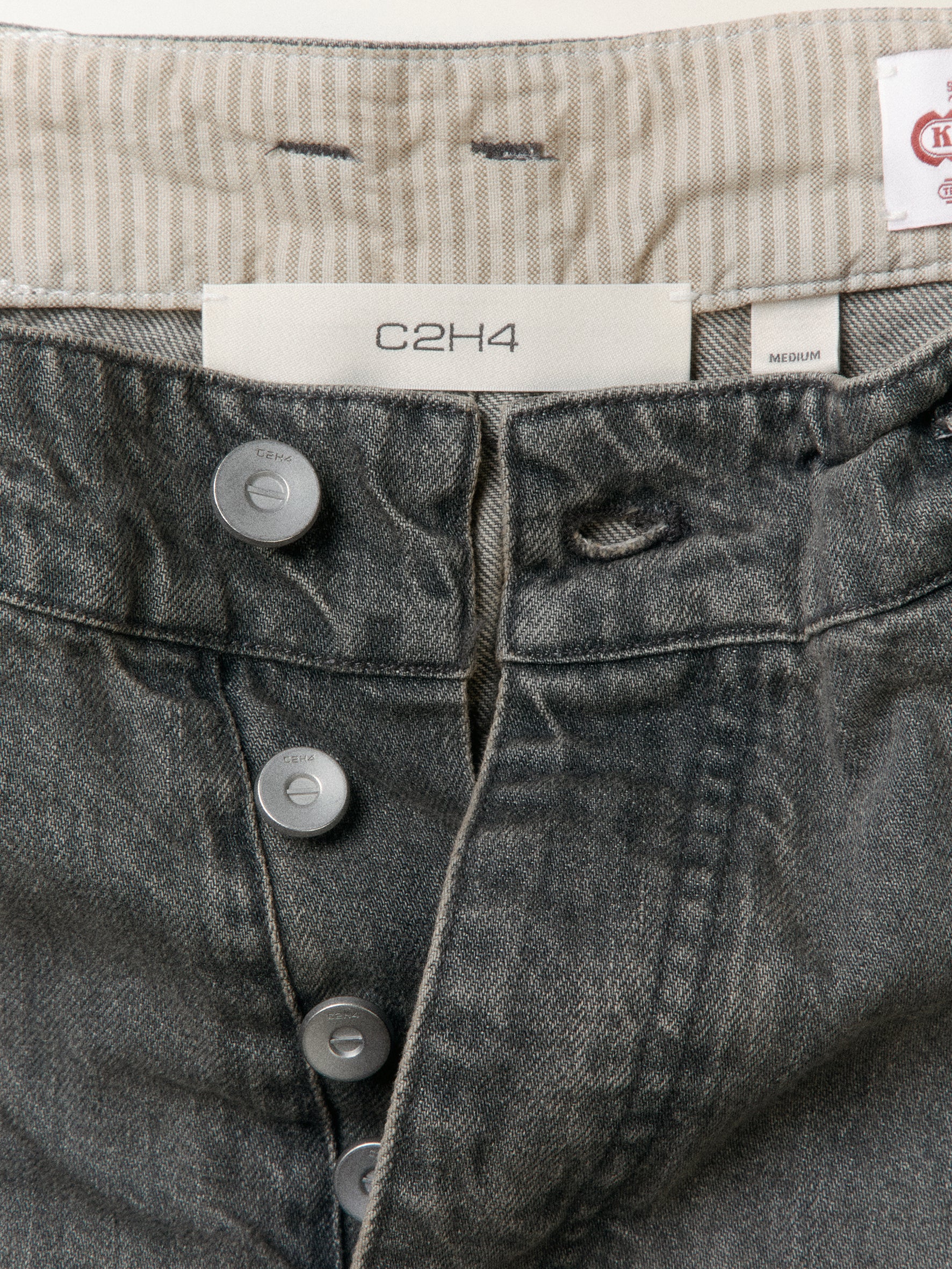 012 - Guy’s Tune Slim Fit Jeans