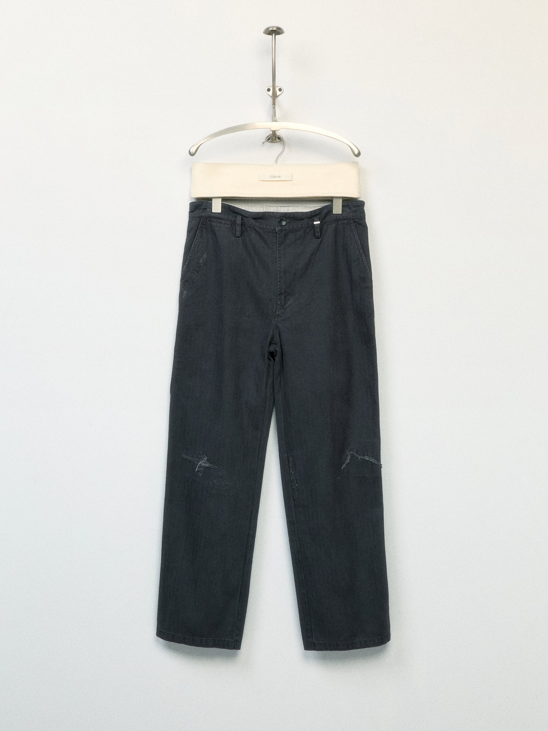 012 - The Mechanic Distressed Cargo Pants