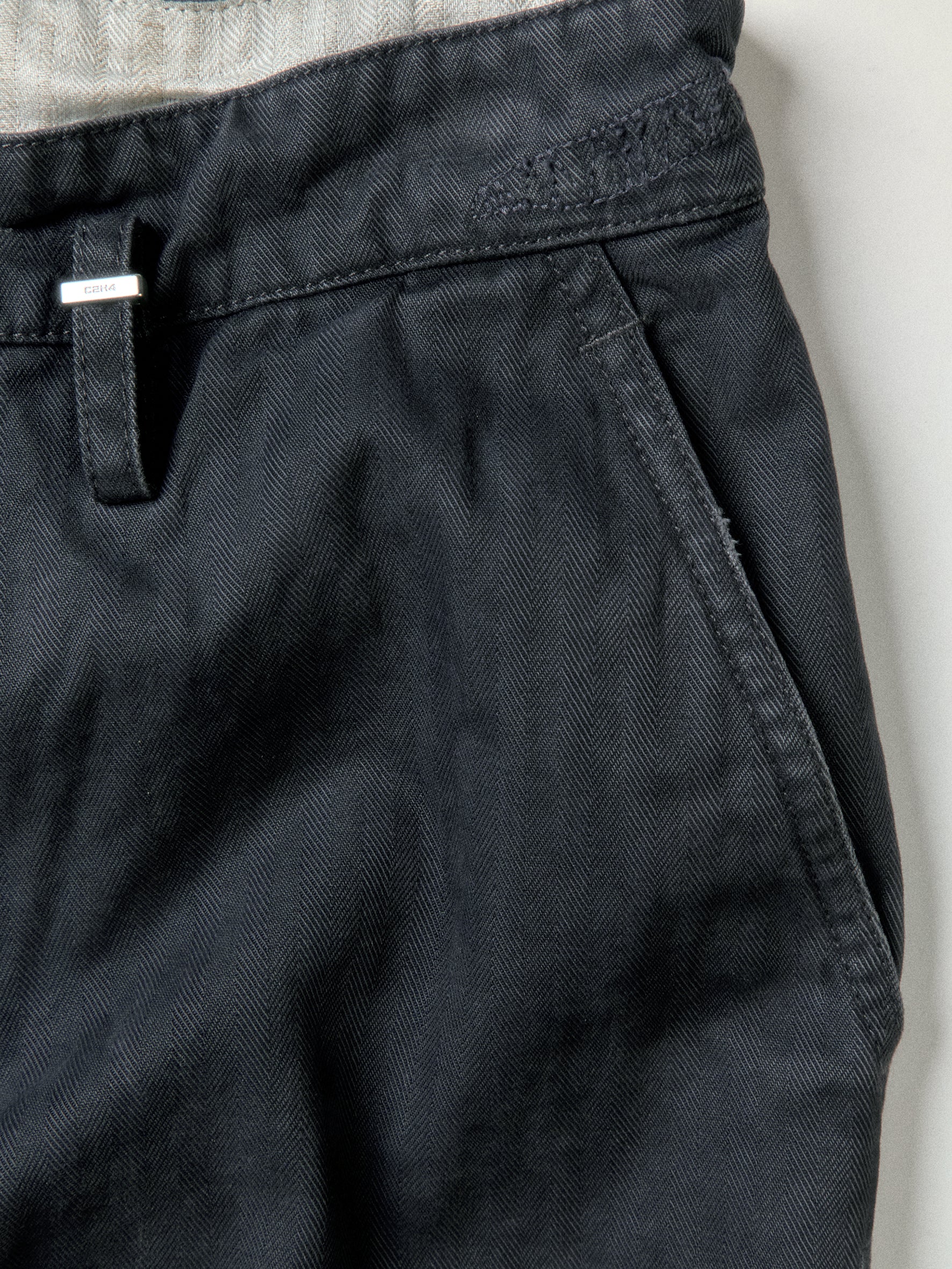 012 - The Mechanic Distressed Cargo Pants