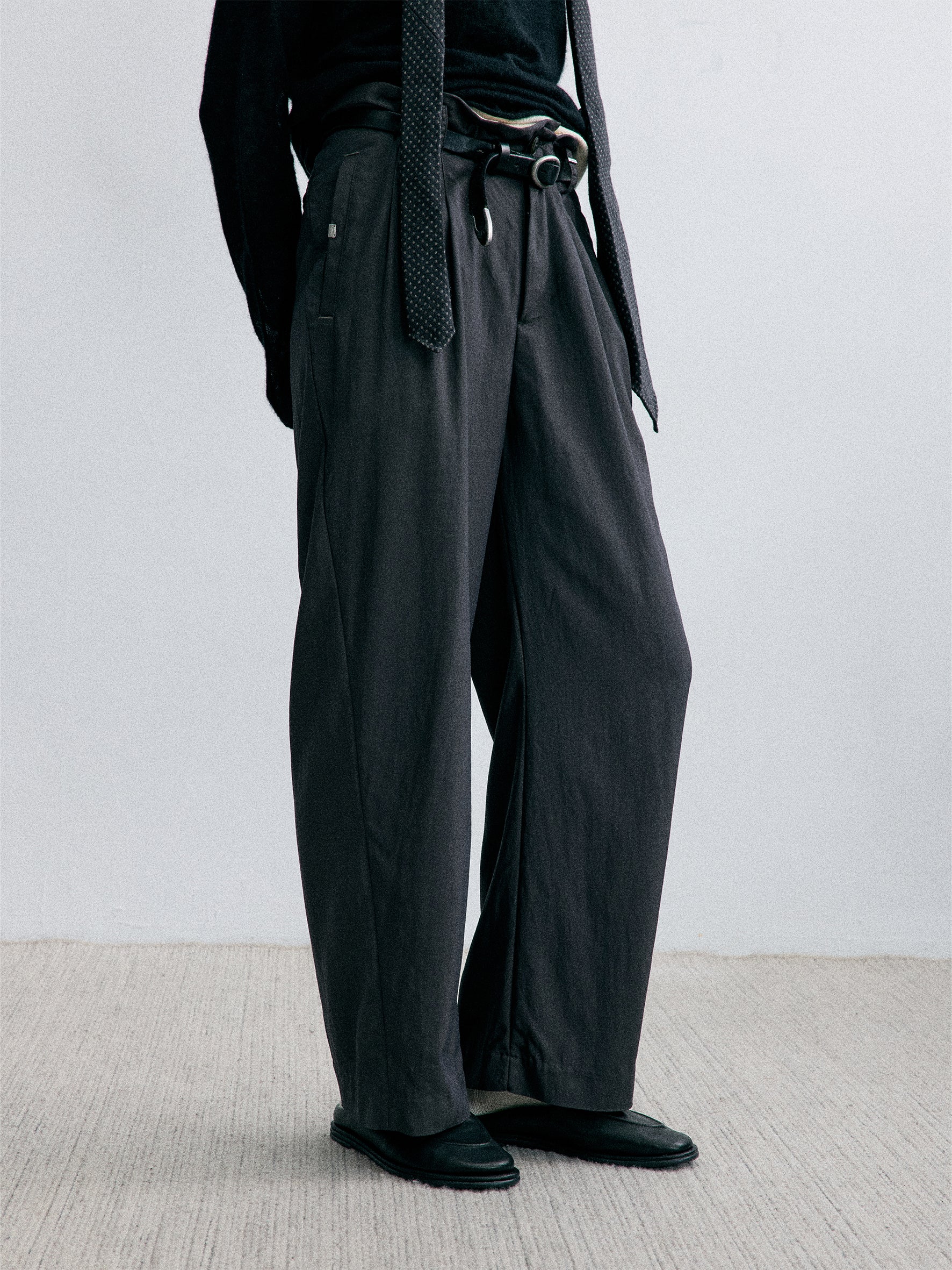 012 - Vrille Tailored Pants