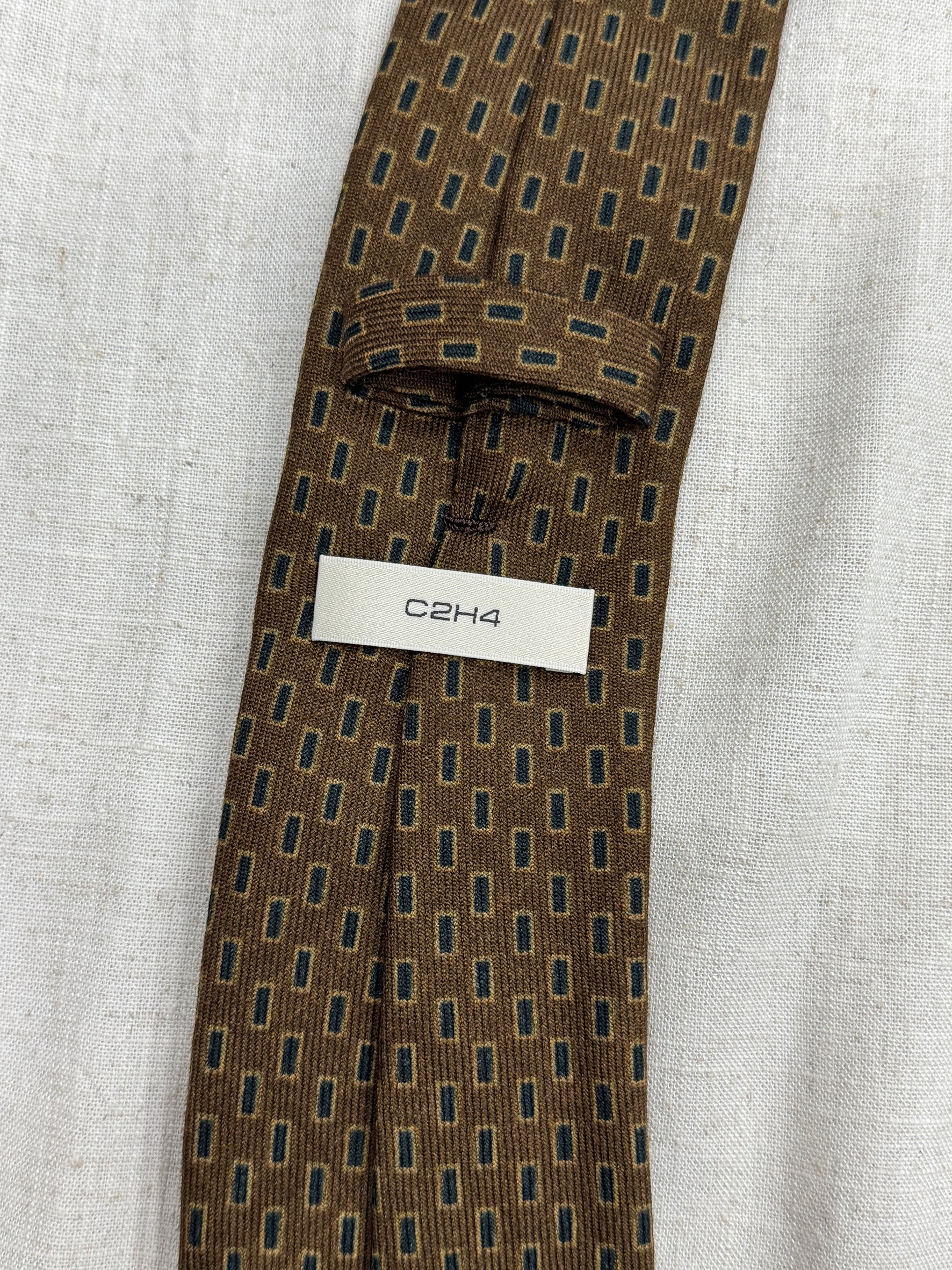 012 - Lake Como Woven Tie