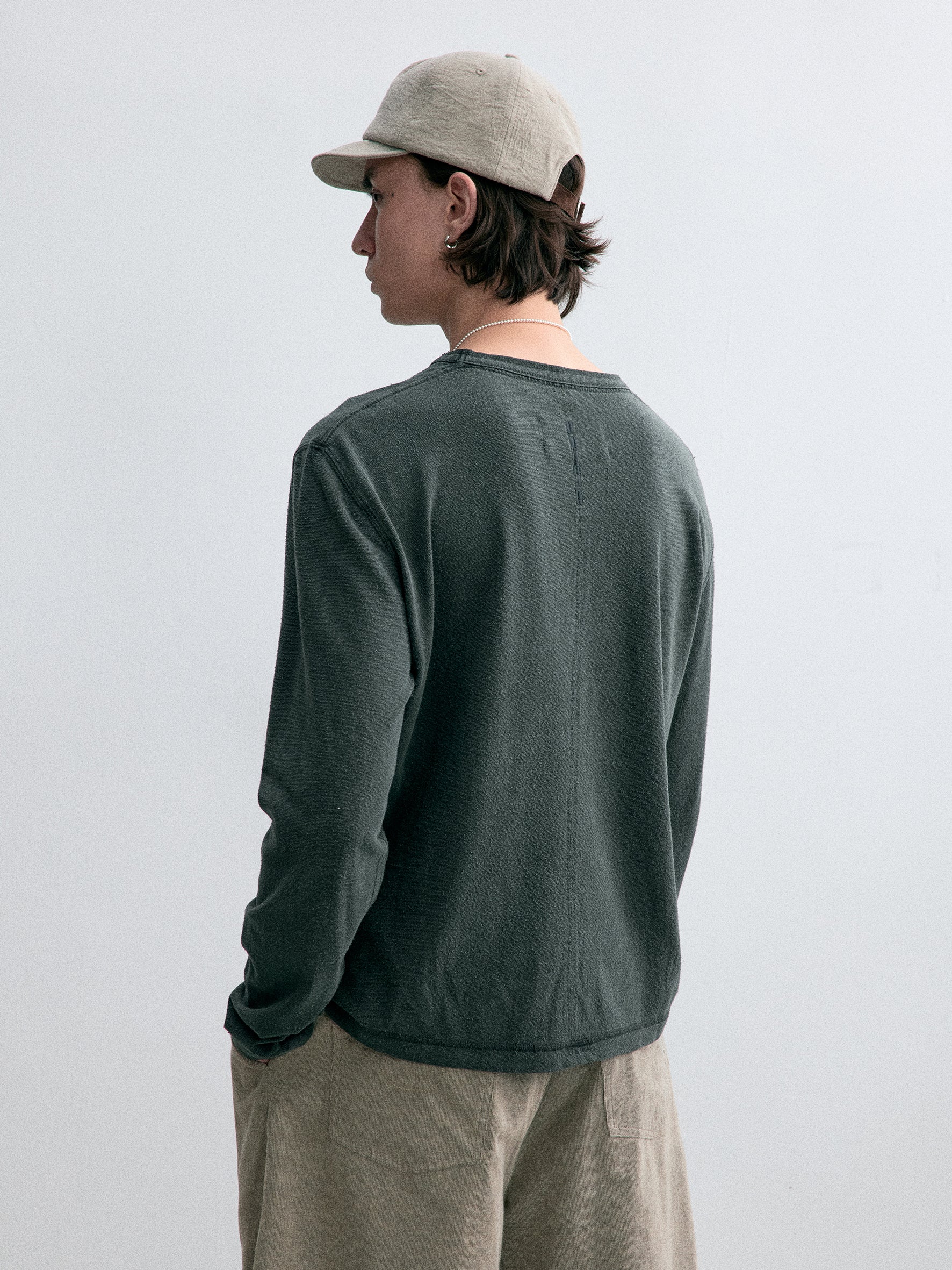 012 - オールドタイムワードローブ コットン長袖Tシャツ