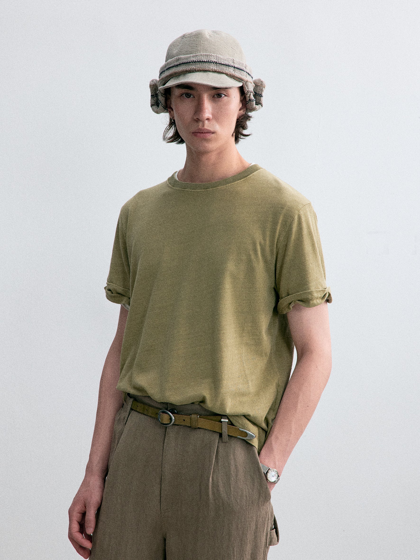 012 - ファウンダーロールアップTシャツ