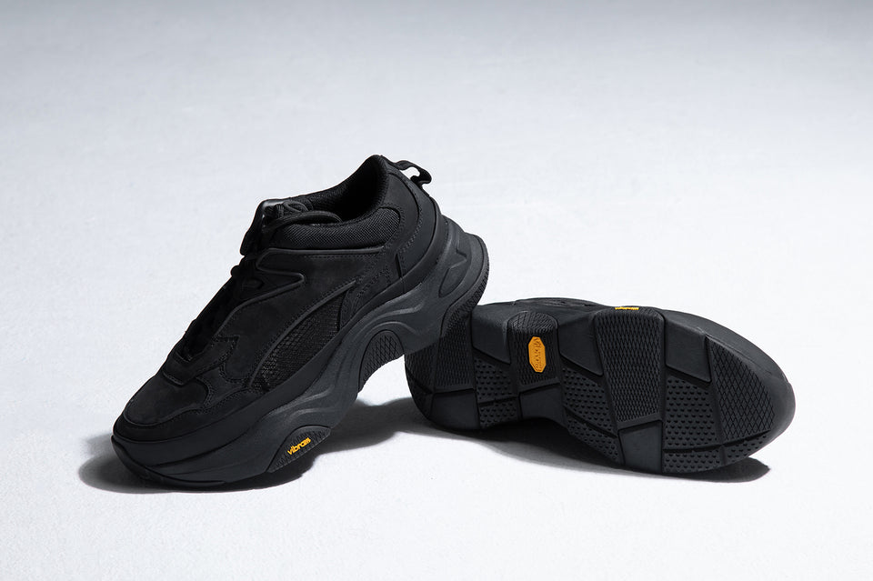 CASE #R002 FOOTWEAR COLLECTION - ATOM ALPHA & QUARK ALPHA - C2H4®